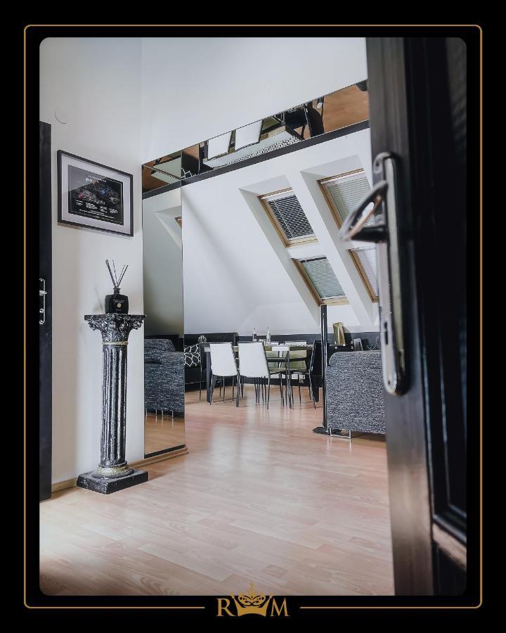 Rm Luxury Apartment In Prague • 6 People • Free Parking • Pets Εξωτερικό φωτογραφία